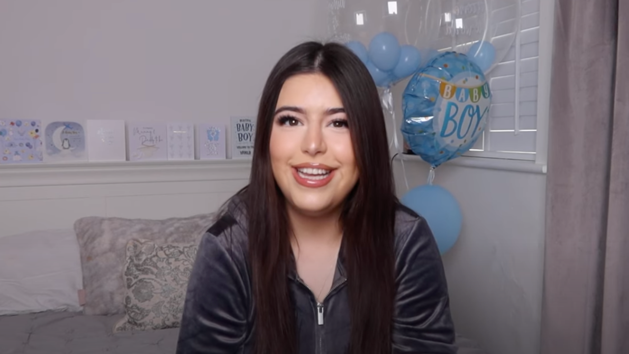 'The Ellen DeGeneres Show' Star Sophia Grace Brownlee Cuddles Newborn